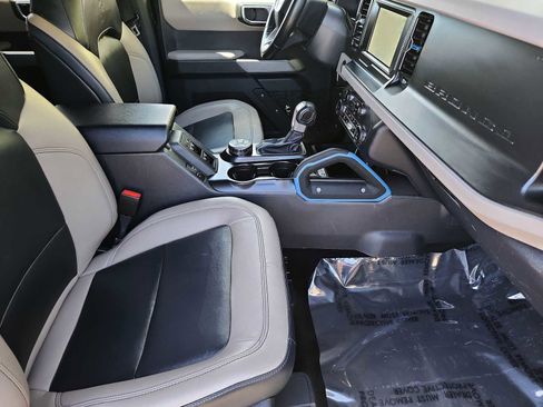 Used 2022 Ford Bronco Wildtrak AWD/4WD image 18