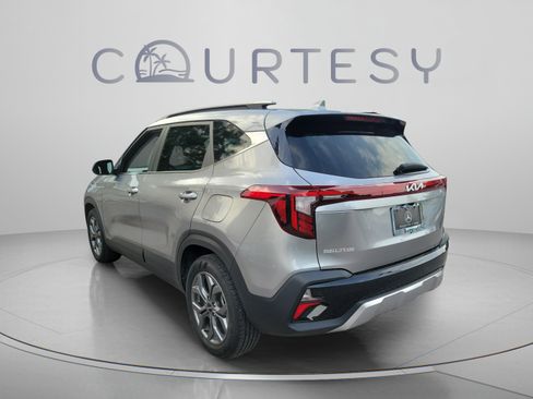 Certified 2024 Kia Seltos S FWD image 2