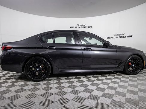 Used 2023 BMW 530i w/ M Sport Package RWD image 4