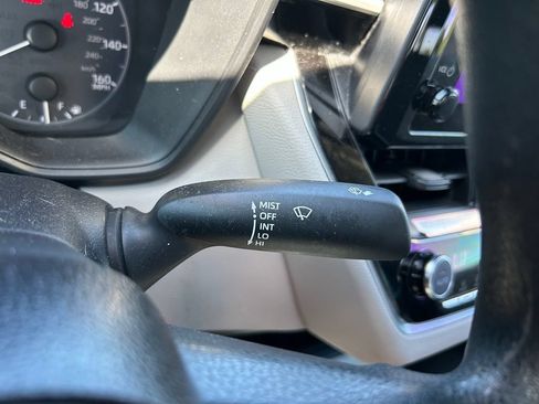 Used 2024 Toyota Corolla LE FWD image 21