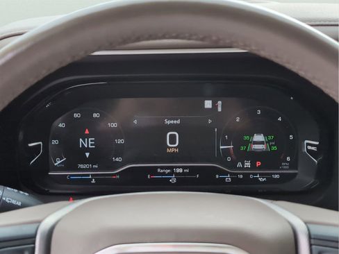 Used 2022 GMC Yukon XL Denali AWD/4WD image 22