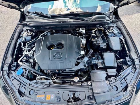 Used 2024 MAZDA MAZDA3 s FWD image 12