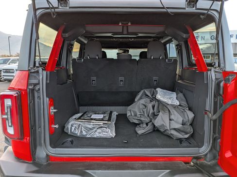 Used 2022 Ford Bronco Wildtrak image 31