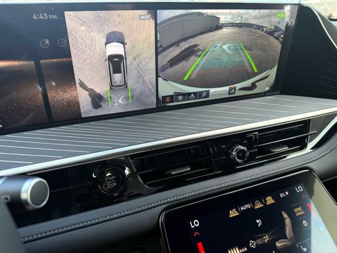 New 2026 INFINITI QX80 Autograph w/ Premium Cargo Package image 18