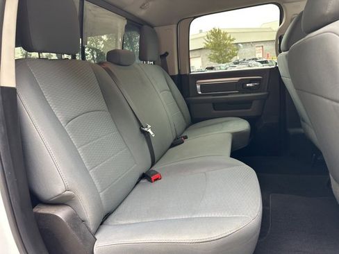 Used 2018 RAM 2500 SLT image 36