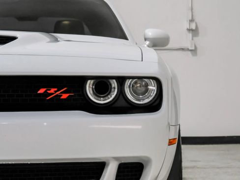 Used 2019 Dodge Challenger R/T Scat Pack w/ Widebody Package RWD image 33