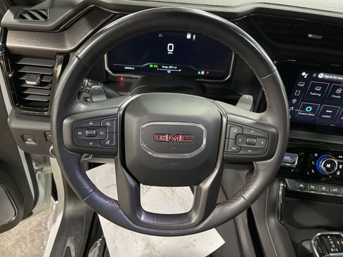 Used 2023 GMC Sierra 1500 AT4X image 19