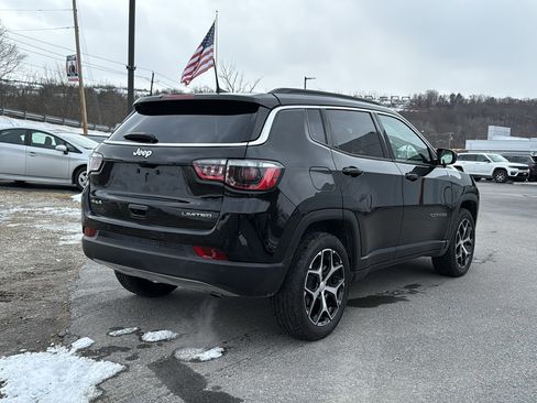 Certified 2024 Jeep Compass Limited image 4