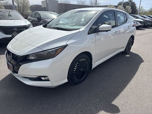 Certified 2024 Nissan Leaf SV Plus FWD image 5