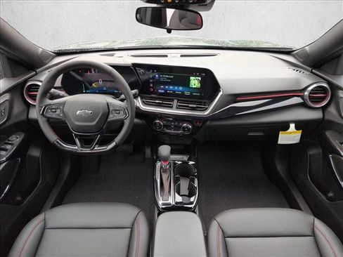New 2026 Chevrolet Trax RS w/ Sunroof Package FWD image 14