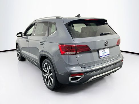 Used 2023 Volkswagen Taos SE image 7