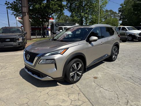 Used 2021 Nissan Rogue Platinum AWD/4WD image 9