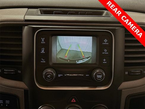 Used 2015 RAM 2500 Tradesman w/ Chrome Appearance Group image 15