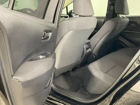 Used 2025 Toyota Corolla LE FWD image 13