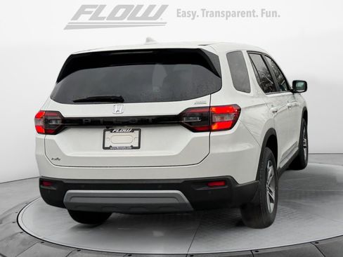 New 2025 Honda Pilot EX-L image 7