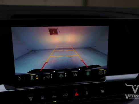 New 2026 Chevrolet Silverado 3500 High Country w/ Technology Package image 30