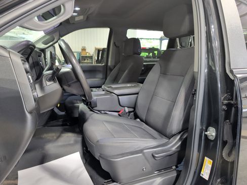 Used 2021 Chevrolet Silverado 2500 Custom w/ Custom Value Package AWD/4WD image 8
