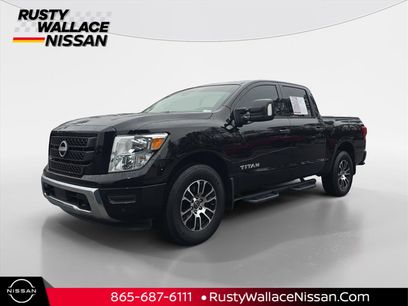 Used 2024 Nissan Titan SV w/ SV Convenience Package