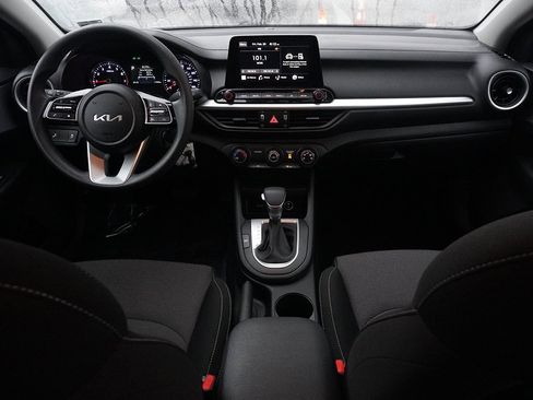 Used 2023 Kia Forte LXS w/ LXS Technology Package image 37