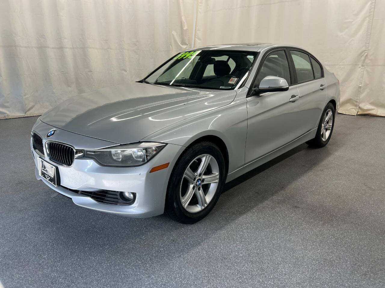 Used 2013 BMW 328i xDrive Sedan AWD/4WD image 1