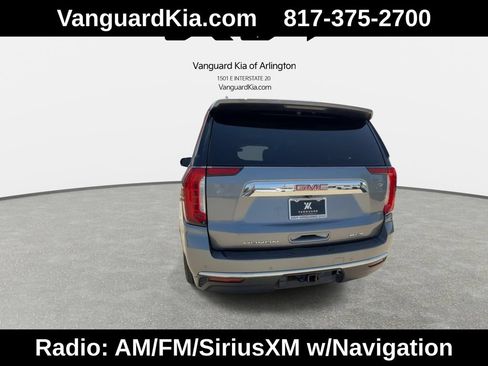 Used 2021 GMC Yukon XL SLT w/ SLT Premium Package AWD/4WD image 8