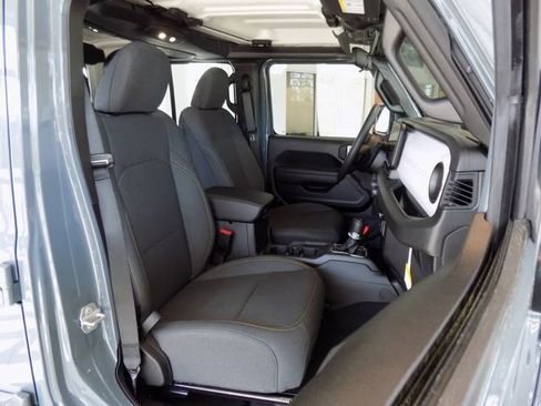 New 2026 Jeep Gladiator Sport image 23