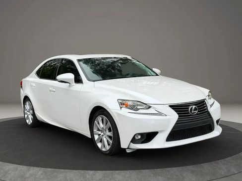 Used 2016 Lexus IS 300 AWD image 3