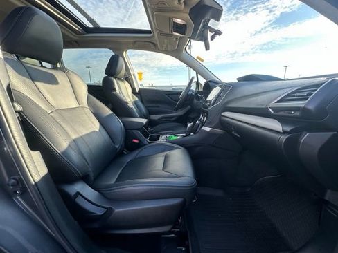 Used 2023 Subaru Forester Limited image 31