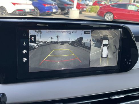 Used 2023 Hyundai Palisade Calligraphy image 14