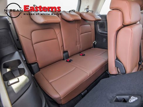 New 2026 Nissan Pathfinder Platinum image 23