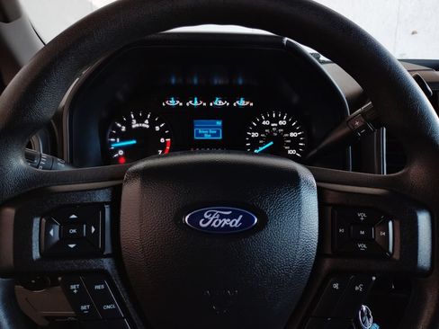 Used 2022 Ford F250 XL w/ Power Equipment Group RWD image 30