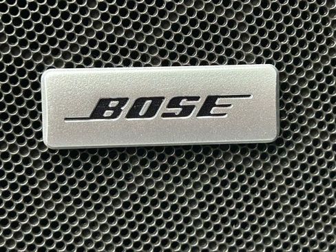 Used 2021 GMC Yukon SLT w/ SLT Premium Package image 10