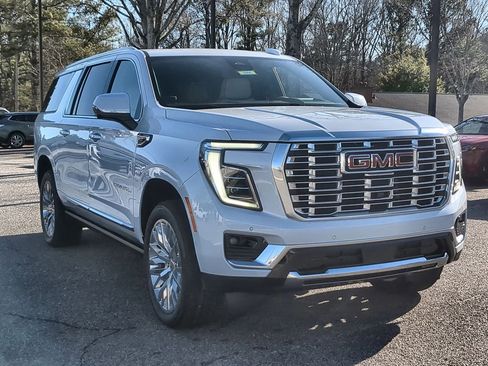 New 2026 GMC Yukon XL Denali w/ Sun & Power Step Package image 2