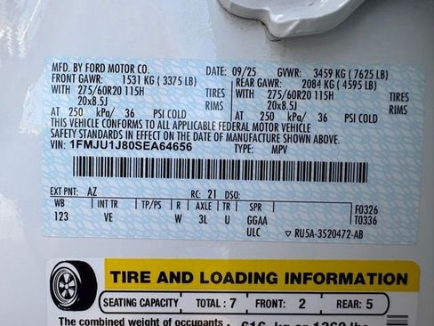 Used 2025 Ford Expedition Active AWD/4WD image 30