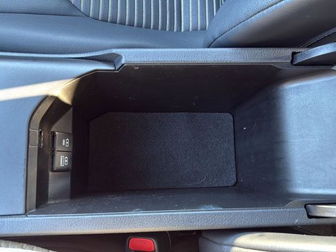 Used 2023 Toyota Camry SE image 25