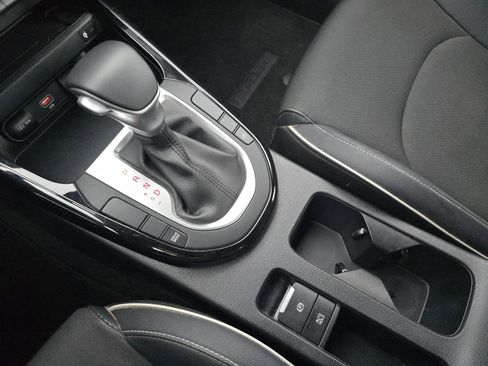 Used 2024 Kia Forte GT-Line w/ GT-Line Premium Package image 25