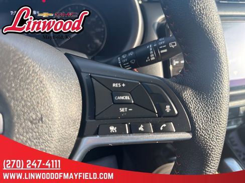 Used 2024 Nissan Kicks SR w/ SR Premium Package image 34