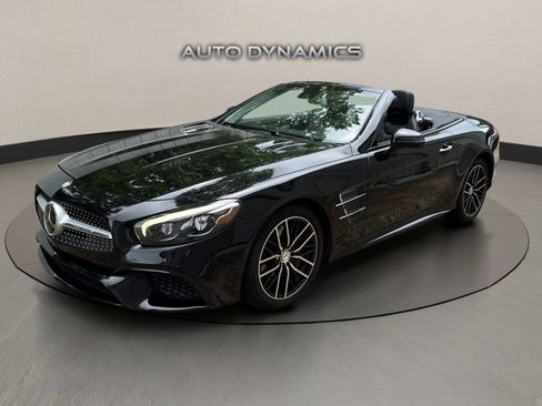 Used 2017 Mercedes-Benz SL 550 image 1