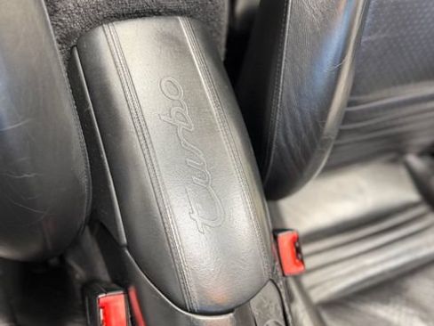 Used 2004 Porsche 911 Turbo AWD/4WD image 32