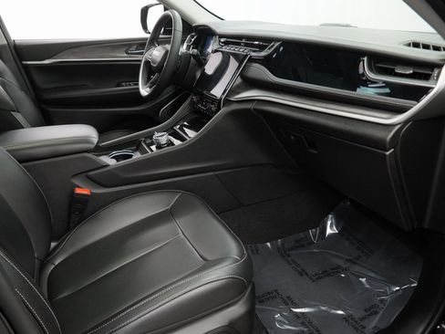 Used 2023 Jeep Grand Cherokee 4WD 4xe image 51