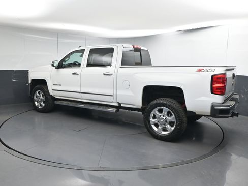 Used 2018 Chevrolet Silverado 2500 LTZ w/ Z71 Package, Off-Road image 3