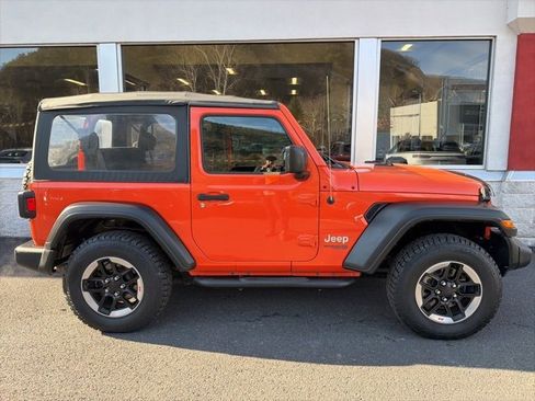 Used 2020 Jeep Wrangler Sport image 3