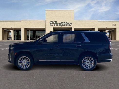 Certified 2023 Cadillac Escalade Premium Luxury image 8