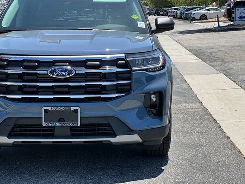 New 2026 Ford Explorer Active w/ Active Comfort Package RWD image 13
