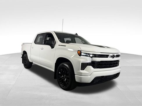 Used 2023 Chevrolet Silverado 1500 RST w/ Rally Edition AWD/4WD image 4