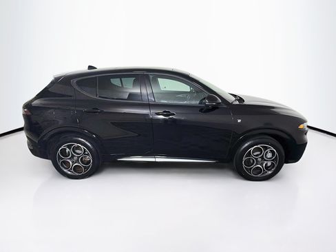 Used 2024 Alfa Romeo Tonale Ti w/ Active Assist Package AWD/4WD image 10