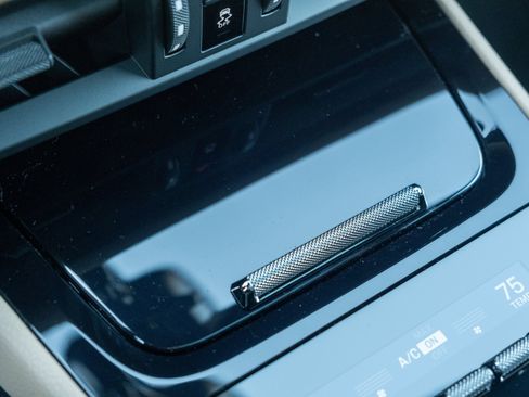 New 2026 Porsche Cayenne Coupe image 23