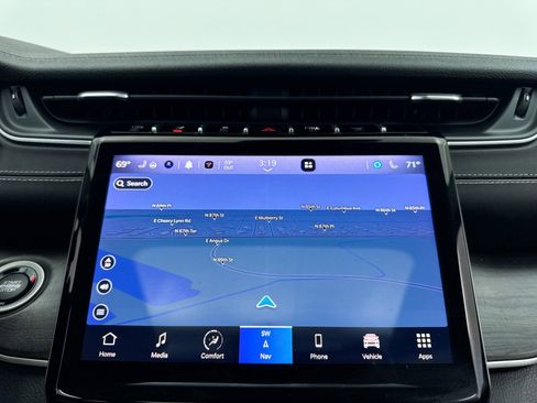 Used 2021 Jeep Grand Cherokee L Limited image 6