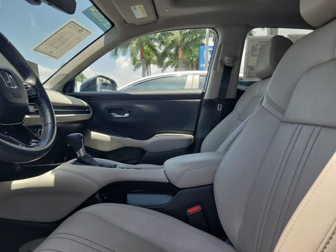 Certified 2024 Honda HR-V EX-L image 19