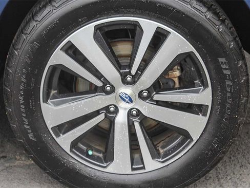 Used 2019 Subaru Outback 2.5i Limited image 11